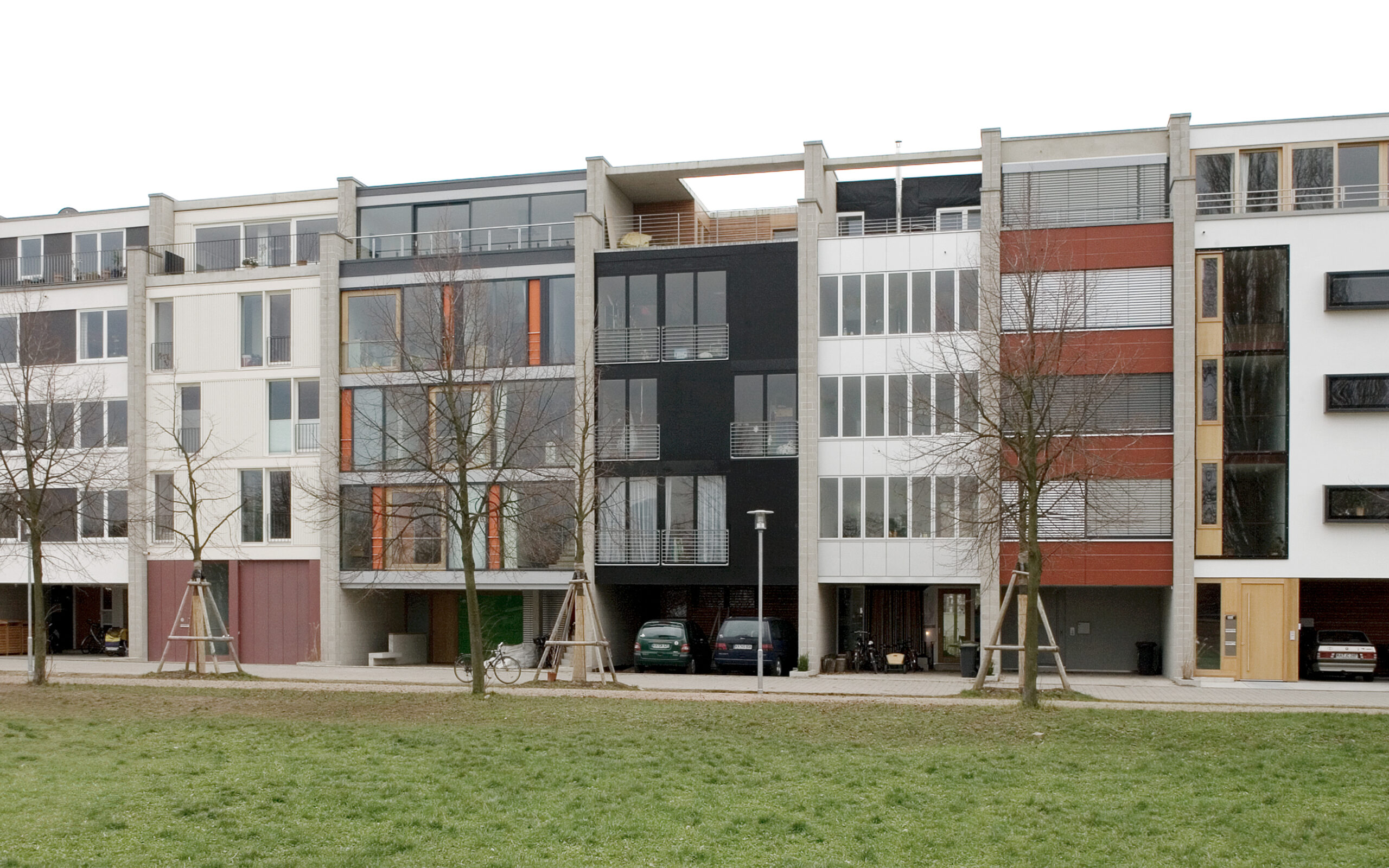 Mehr über den Artikel erfahren Stadthäuser in Karlsruhe